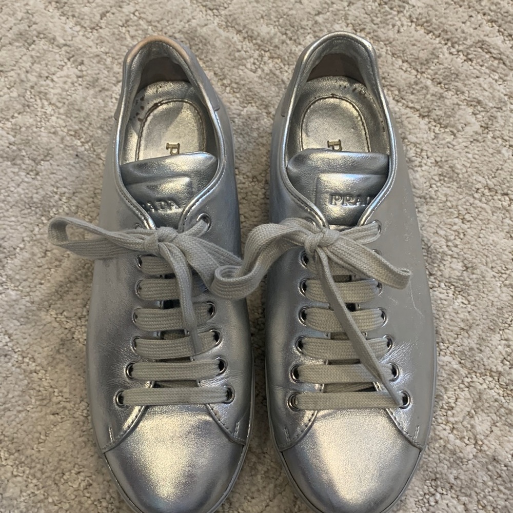 Prada ( Authentic ) sneakers - womens size 7 Used but good condition